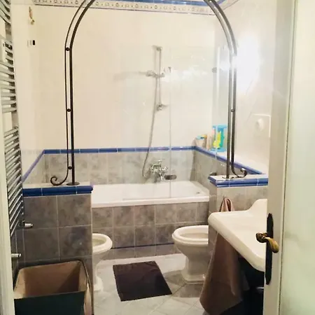 Charming Double Bedroom In Navigli District Ubytování v soukromí Milán